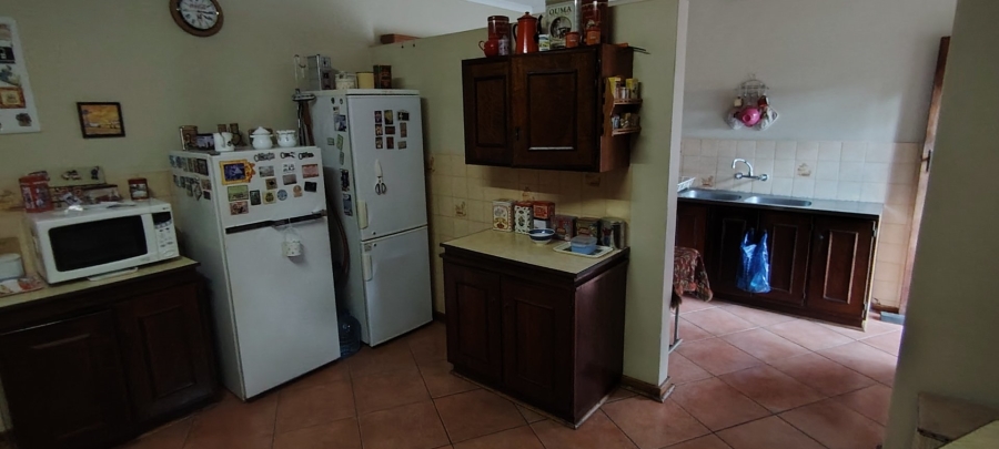 4 Bedroom Property for Sale in Flamwood North West